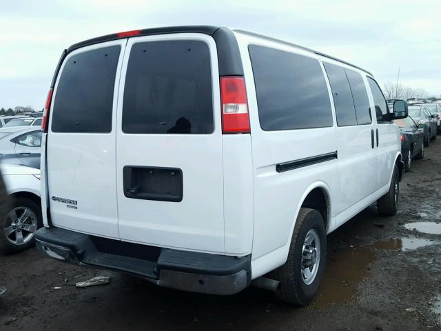 1GAZGYFG3E1198041 - 2014 CHEVROLET EXPRESS G3 WHITE photo 4