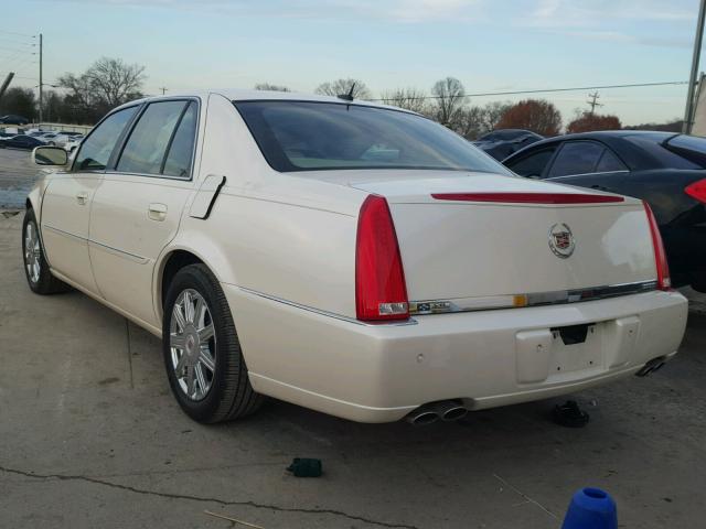 1G6KD57Y28U124946 - 2008 CADILLAC DTS CREAM photo 3