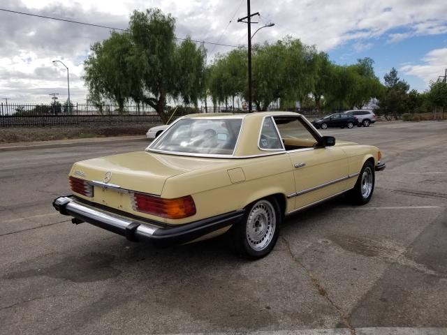 00010704412039413 - 1977 MERCEDES-BENZ 440 SL YELLOW photo 4