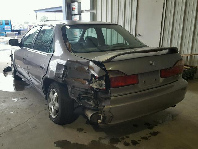 1HGCG1654YA087247 - 2000 HONDA ACCORD EX SILVER photo 3