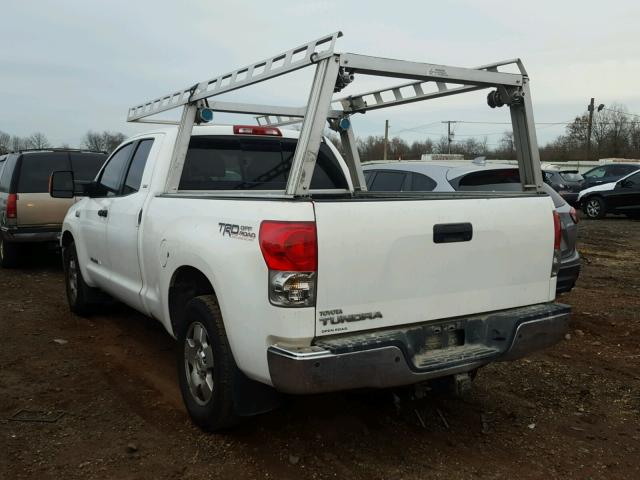 5TFRV54158X046001 - 2008 TOYOTA TUNDRA DOU WHITE photo 3