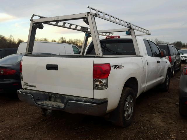 5TFRV54158X046001 - 2008 TOYOTA TUNDRA DOU WHITE photo 4