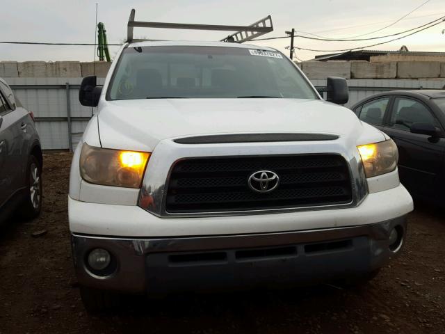 5TFRV54158X046001 - 2008 TOYOTA TUNDRA DOU WHITE photo 9