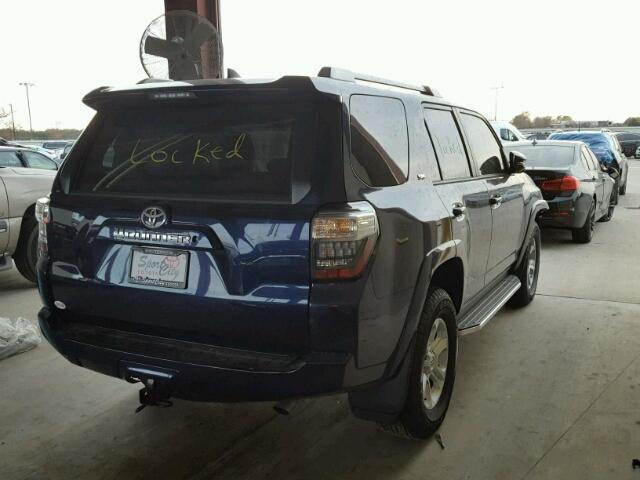 JTEZU5JR4J5166494 - 2018 TOYOTA 4RUNNER SR BLUE photo 4