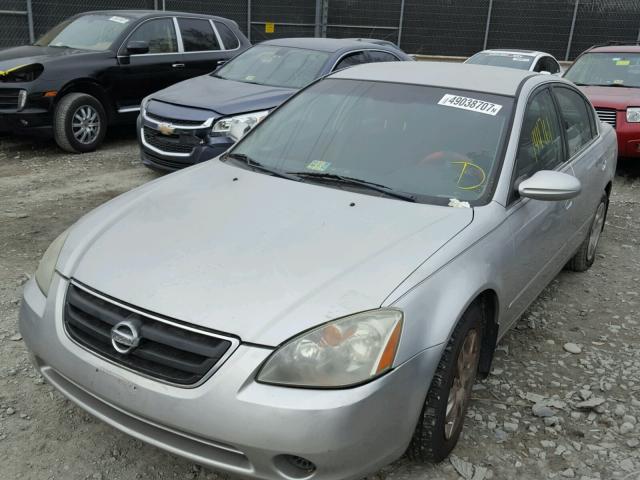 1N4AL11D24C175475 - 2004 NISSAN ALTIMA BAS GRAY photo 2