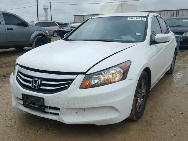 1HGCP2F62CA067781 - 2012 HONDA ACCORD SE WHITE photo 2