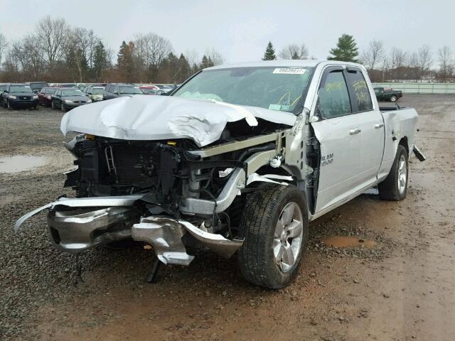 1C6RR7GT1GS280040 - 2016 RAM 1500 SLT SILVER photo 2