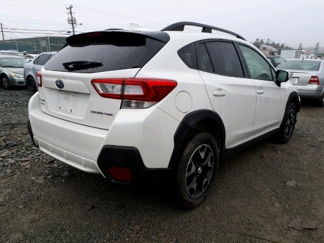 JF2GTABC2JH208713 - 2018 SUBARU CROSSTREK WHITE photo 4