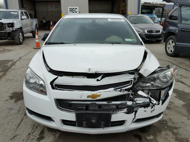 1G1ZB5E17BF232331 - 2011 CHEVROLET MALIBU LS WHITE photo 9