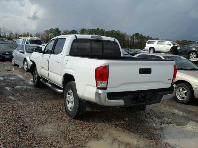 5TFAZ5CNXGX011460 - 2016 TOYOTA TACOMA DOU WHITE photo 3