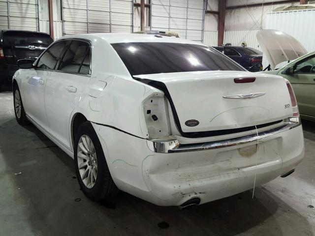 2C3CCAAG8DH626469 - 2013 CHRYSLER 300 WHITE photo 3