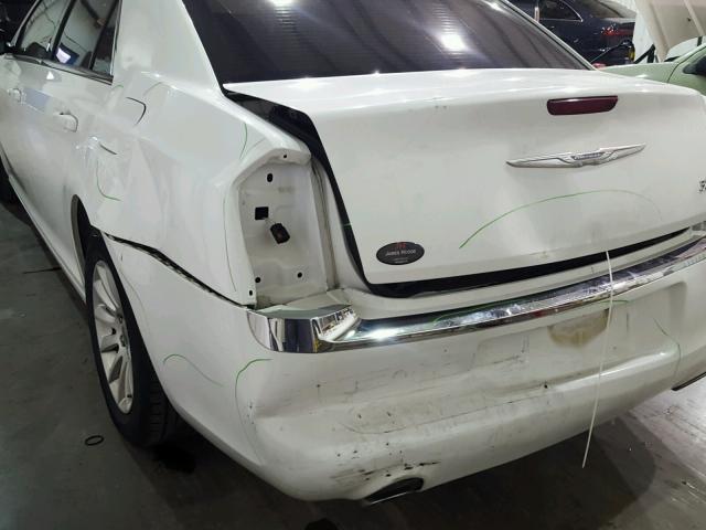 2C3CCAAG8DH626469 - 2013 CHRYSLER 300 WHITE photo 9