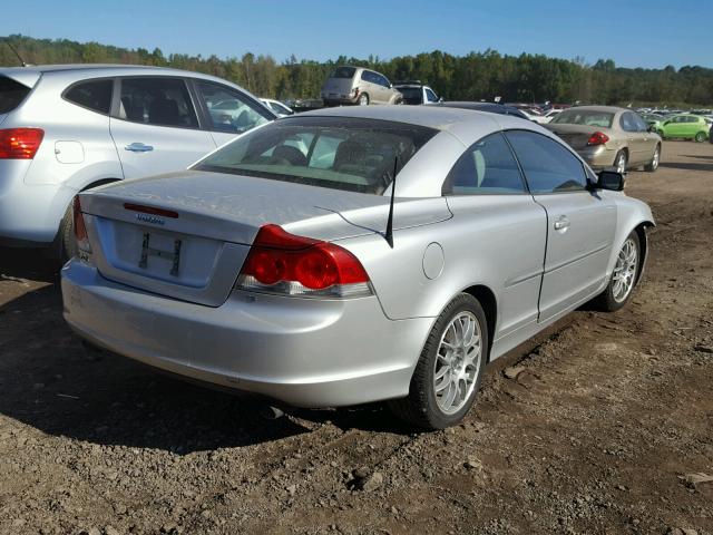 YV1MC68246J001540 - 2006 VOLVO C70 T5 SILVER photo 4