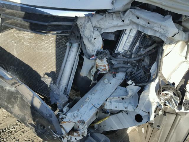 1HGCP2F35AA148938 - 2010 HONDA ACCORD LX WHITE photo 9