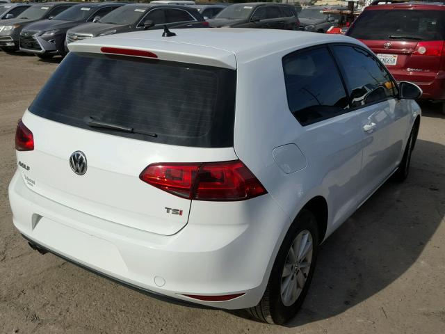 3VW917AU3GM003266 - 2016 VOLKSWAGEN GOLF BASE WHITE photo 4