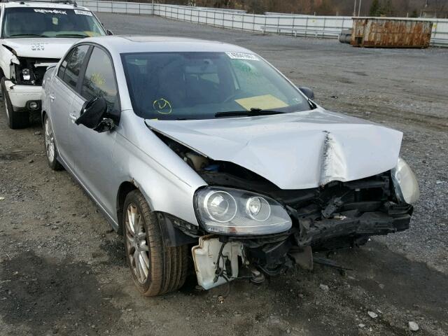 3VWWJ71K17M101102 - 2007 VOLKSWAGEN JETTA GLI SILVER photo 1