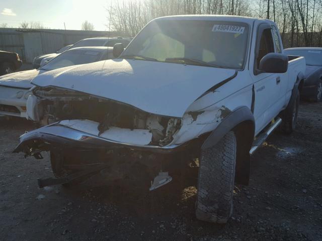 5TEWN72N14Z332922 - 2004 TOYOTA TACOMA XTR WHITE photo 2