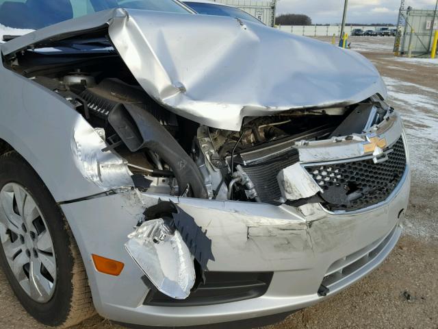 1G1PA5SH6D7258475 - 2013 CHEVROLET CRUZE LS SILVER photo 9