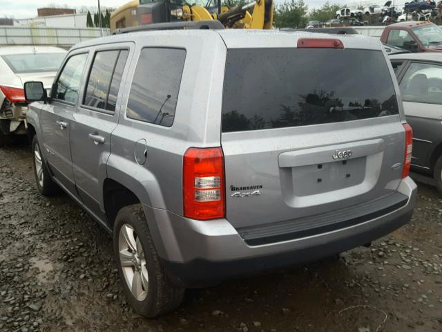 1C4NJRFB2ED847585 - 2014 JEEP PATRIOT LA SILVER photo 3