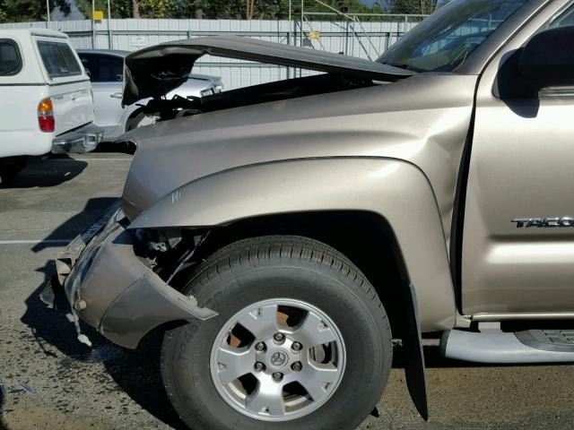 5TEKU72N07Z452037 - 2007 TOYOTA TACOMA DOU GOLD photo 9