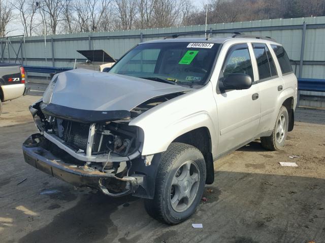 1GNDT13S072274350 - 2007 CHEVROLET TRAILBLAZE SILVER photo 2