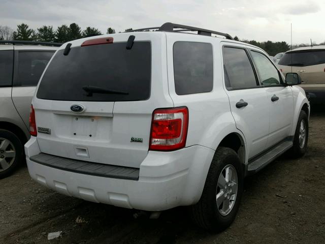 1FMCU9DG1AKC27910 - 2010 FORD ESCAPE XLT WHITE photo 4