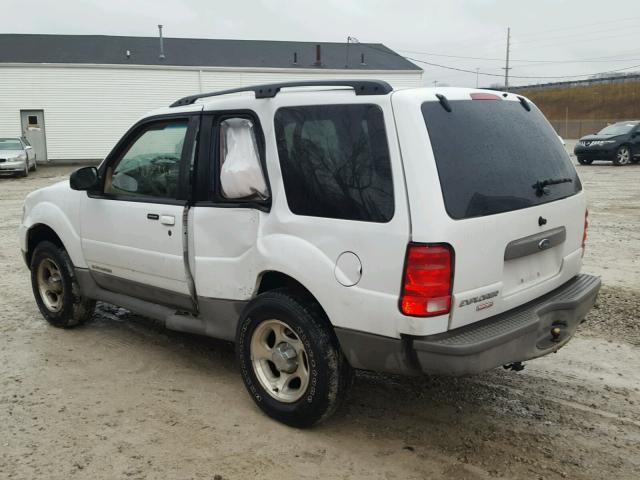 1FMYU60E22UC56055 - 2002 FORD EXPLORER S WHITE photo 3