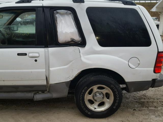1FMYU60E22UC56055 - 2002 FORD EXPLORER S 白色 照片 9