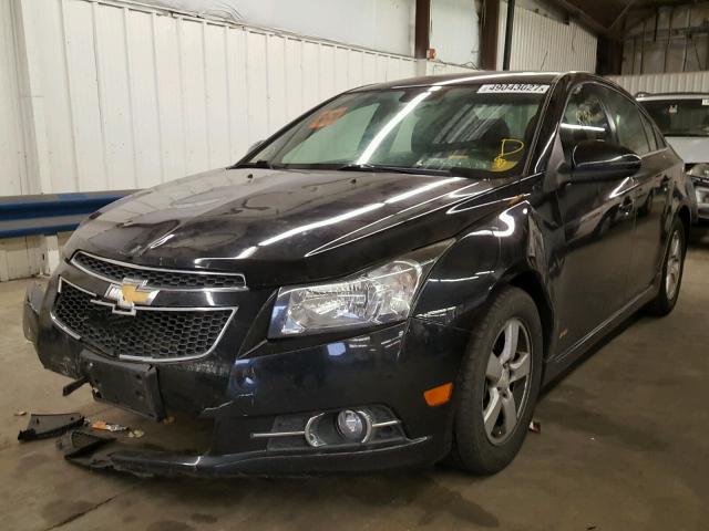 1G1PC5SB8D7191268 - 2013 CHEVROLET CRUZE LT BLACK photo 2