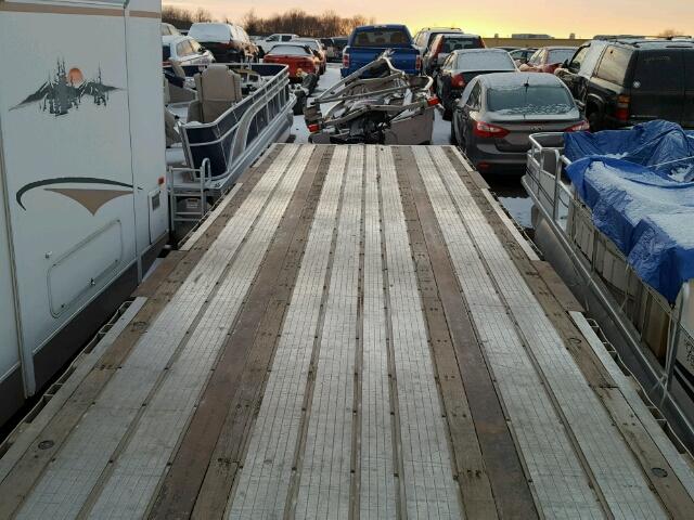 1TTE5320231070186 - 2003 CARGO TRAILER SILVER photo 6