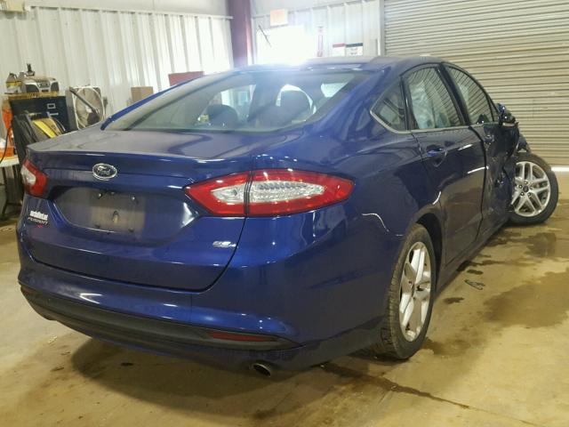 3FA6P0H76GR179460 - 2016 FORD FUSION SE BLUE photo 4