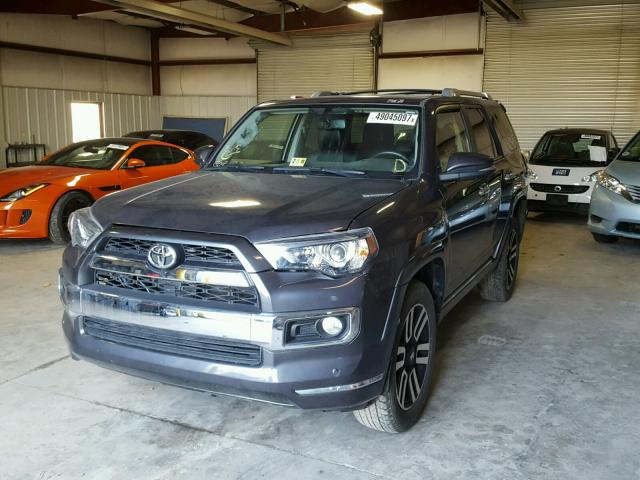 JTEBU5JRXG5306476 - 2016 TOYOTA 4RUNNER SR GRAY photo 2