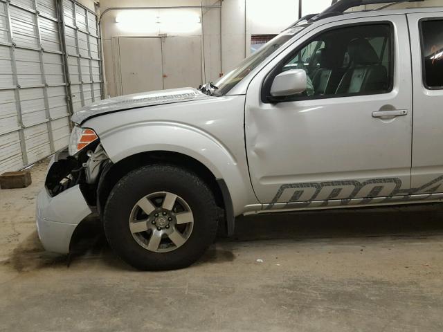 1N6AD0EV6DN714251 - 2013 NISSAN FRONTIER S SILVER photo 9