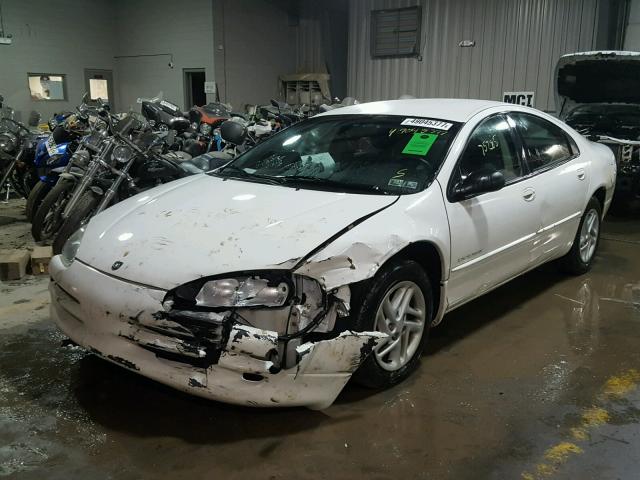 2B3HD46R7WH215921 - 1998 DODGE INTREPID WHITE photo 2