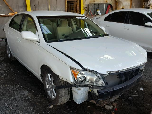 4T1BK36B78U289813 - 2008 TOYOTA AVALON XL WHITE photo 1