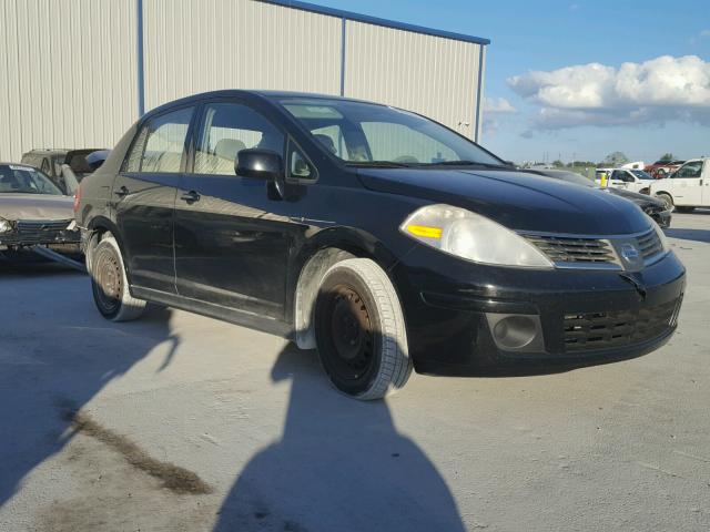 3N1BC11E99L404868 - 2009 NISSAN VERSA S BLACK photo 1