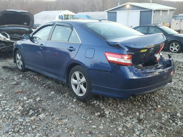 4T1BF3EK6BU765742 - 2011 TOYOTA CAMRY BASE BLUE photo 3