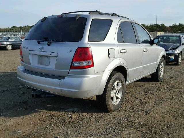 KNDJC733235138480 - 2003 KIA SORENTO EX SILVER photo 4