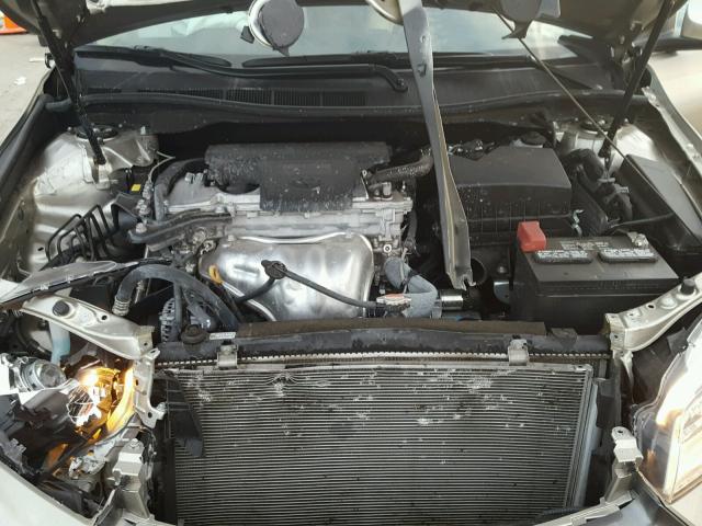 4T4BF1FK3GR556913 - 2016 TOYOTA CAMRY LE ბეჟი ფოტო 7