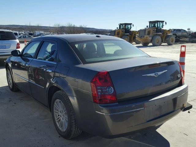 2C3CA5CV0AH167281 - 2010 CHRYSLER 300 TOURIN GRAY photo 3