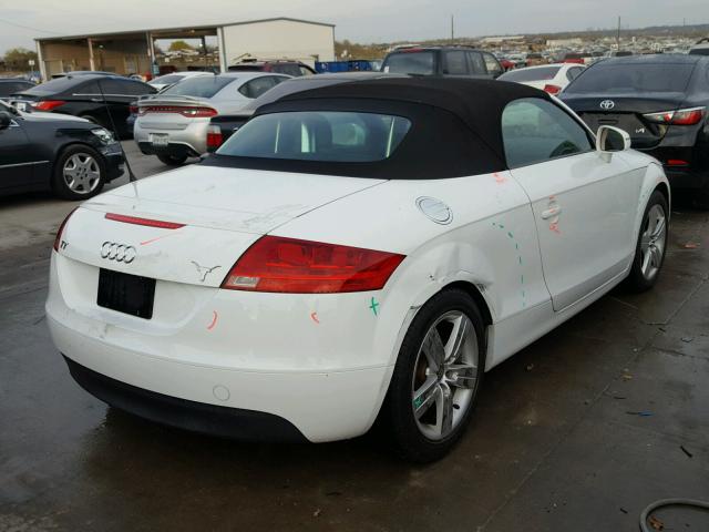 TRUMF38J281038582 - 2008 AUDI TT 2.0T WHITE photo 3