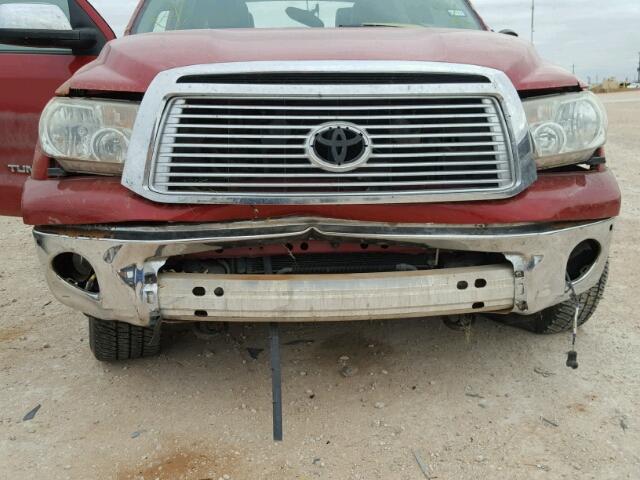 5TFHW5F13BX185802 - 2011 TOYOTA TUNDRA CRE RED photo 9