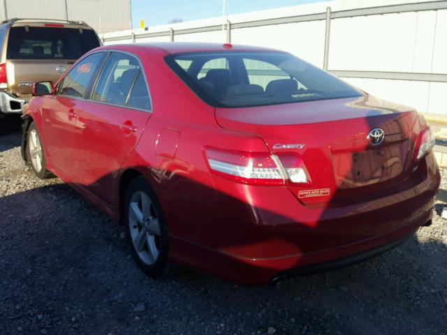 4T1BF3EK0AU064368 - 2010 TOYOTA CAMRY BASE RED photo 3