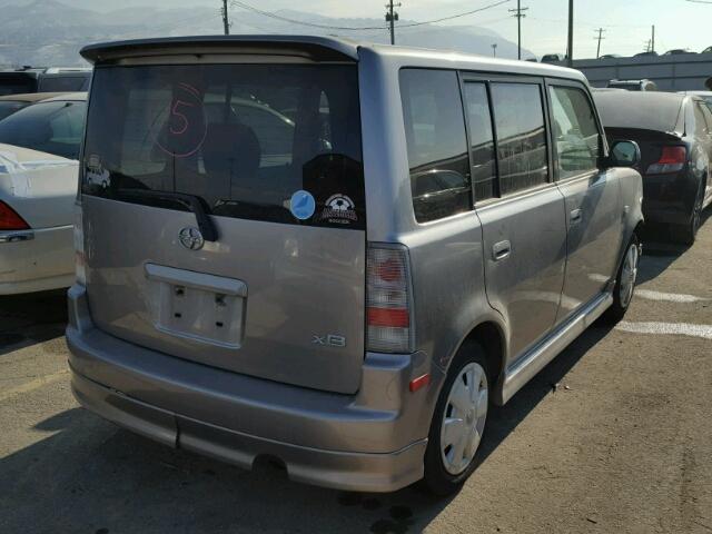 JTLKT324564083920 - 2006 TOYOTA SCION XB GRAY photo 4