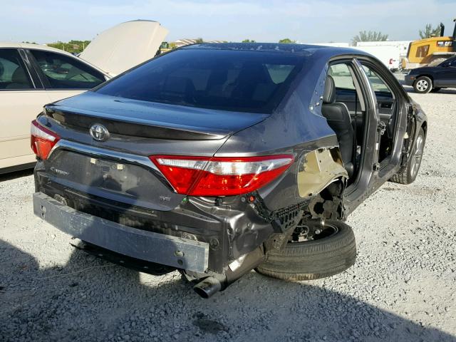 4T1BF1FK9HU320293 - 2017 TOYOTA CAMRY LE GRAY photo 4