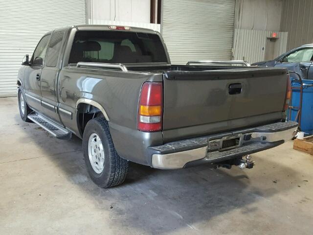 2GCEC19T721277266 - 2002 CHEVROLET SILVERADO GRAY photo 3