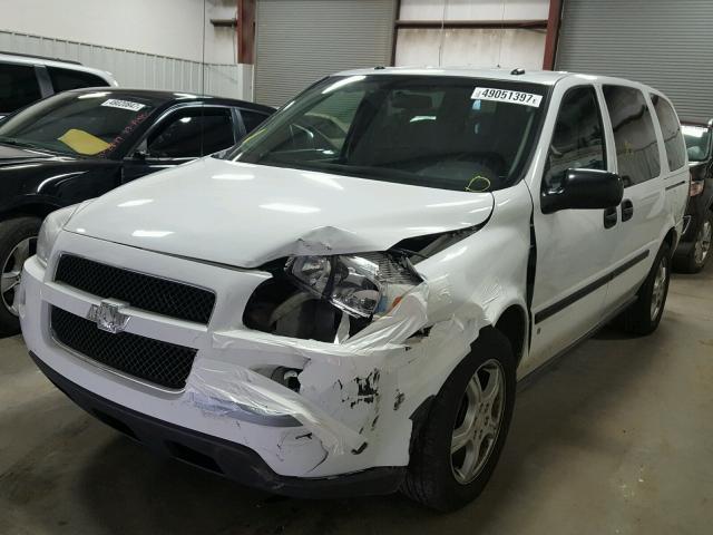 1GNDV23178D211775 - 2008 CHEVROLET UPLANDER L WHITE photo 2