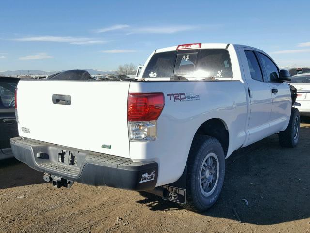 5TFUW5F14AX129672 - 2010 TOYOTA TUNDRA DOU WHITE photo 4