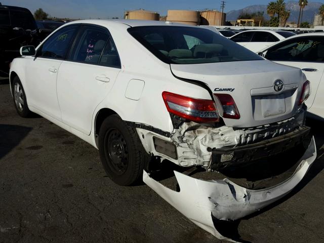 4T4BF3EK2BR095967 - 2011 TOYOTA CAMRY BASE WHITE photo 3