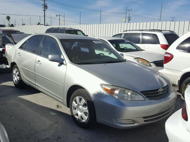 JTDBE32KX30154925 - 2003 TOYOTA CAMRY LE ვერცხლისფერი ფოტო 1